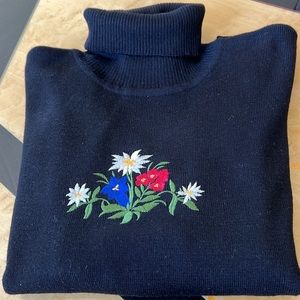 Meister Floral Art Embroidered Wool Ski Turtleneck Sz. M Brand New